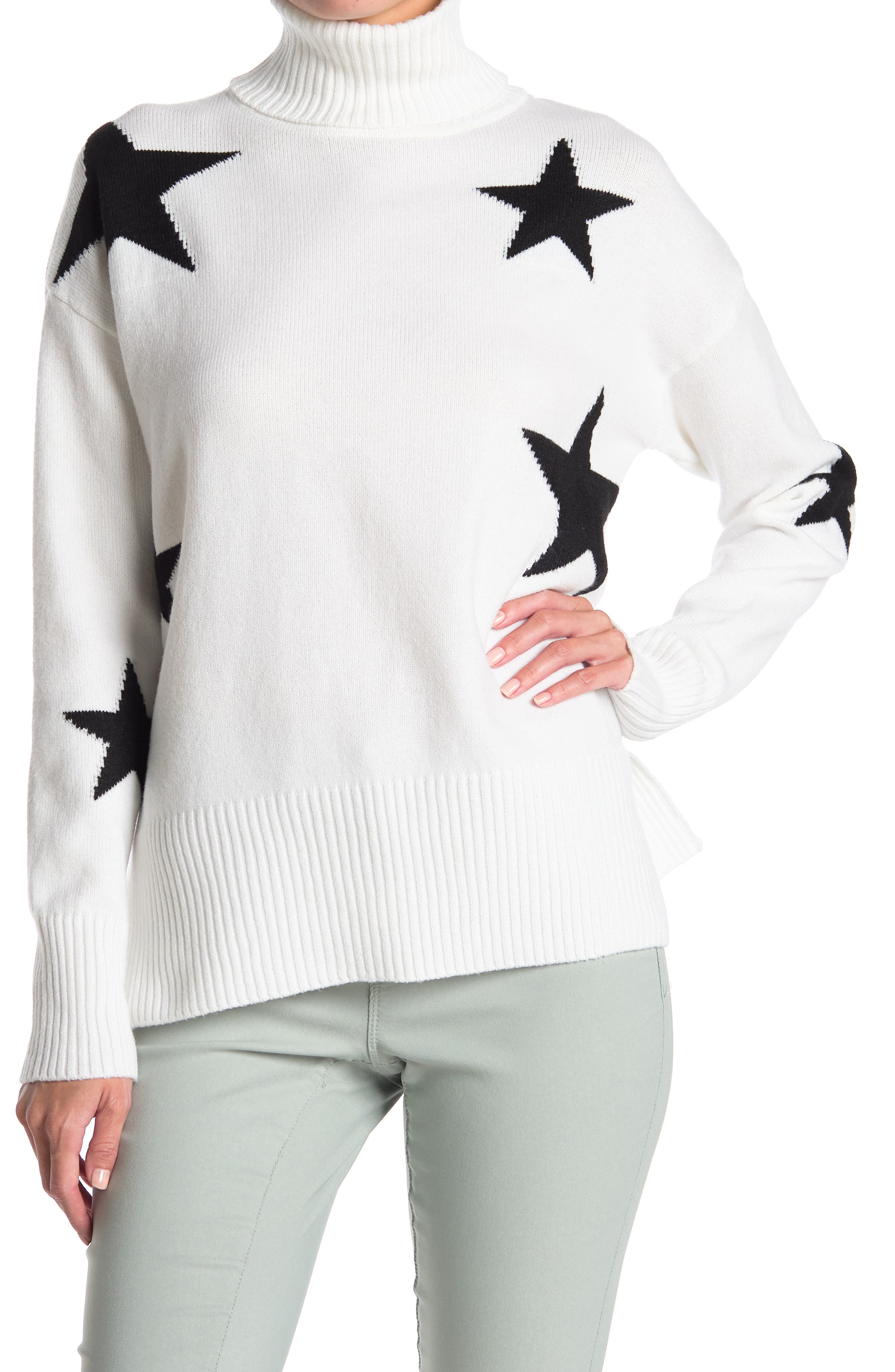 Sweet Romeo Star Print Turtleneck 