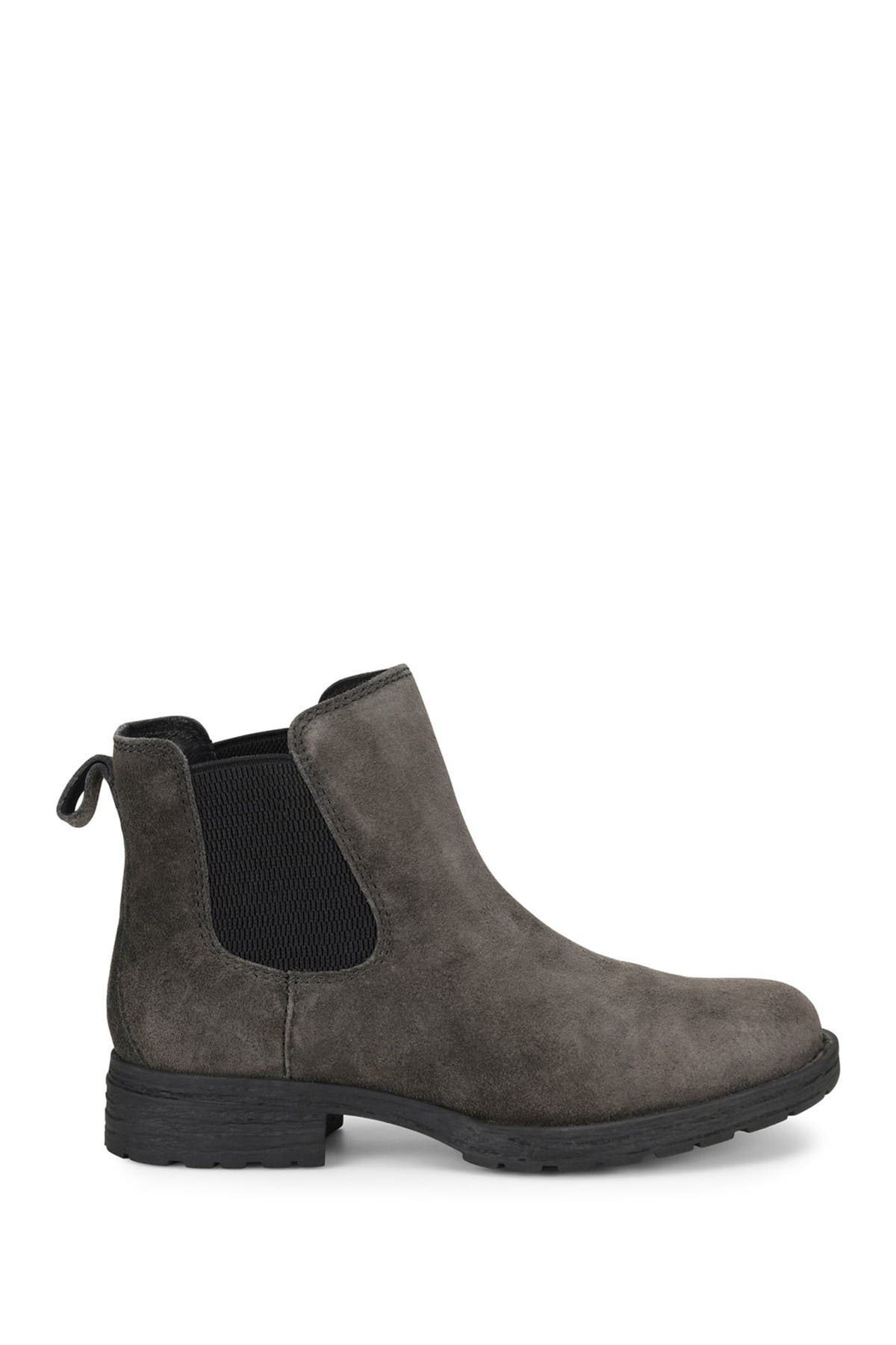 born cove chelsea boots