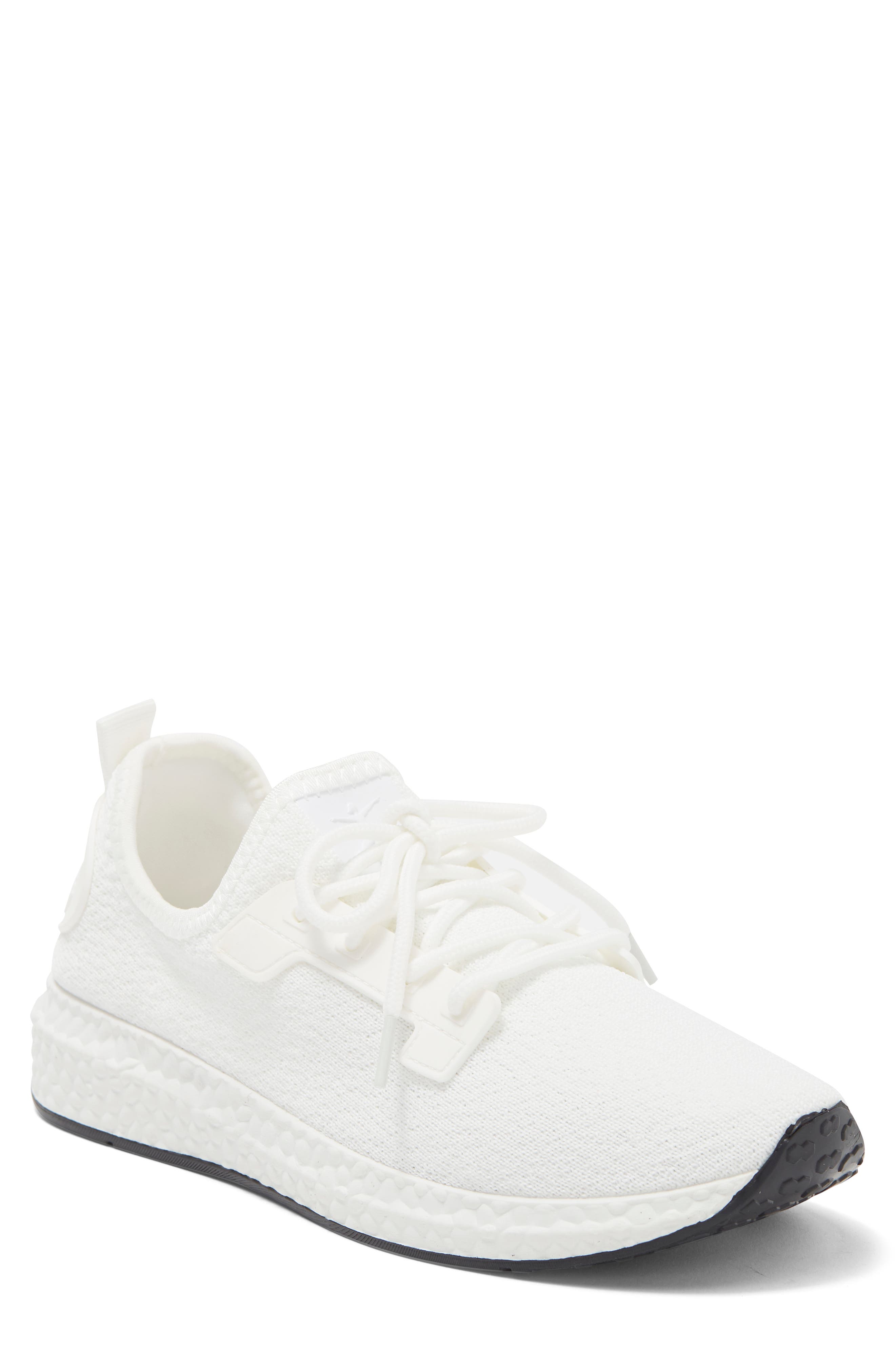 danskin white tennis shoes