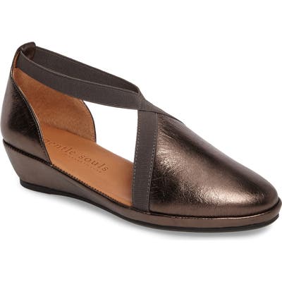 Gentle Souls By Kenneth Cole Natalia Wedge, Metallic