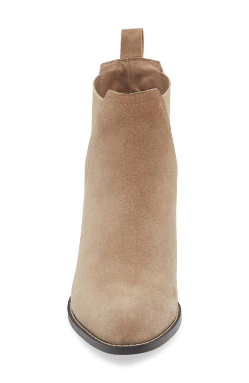 Chocolat Blu Axa Chelsea Boot In Latte Suede