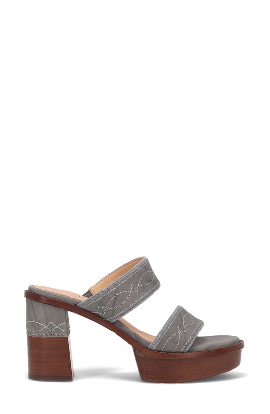 Frye Pipa Platform Sandal In Grey Sky