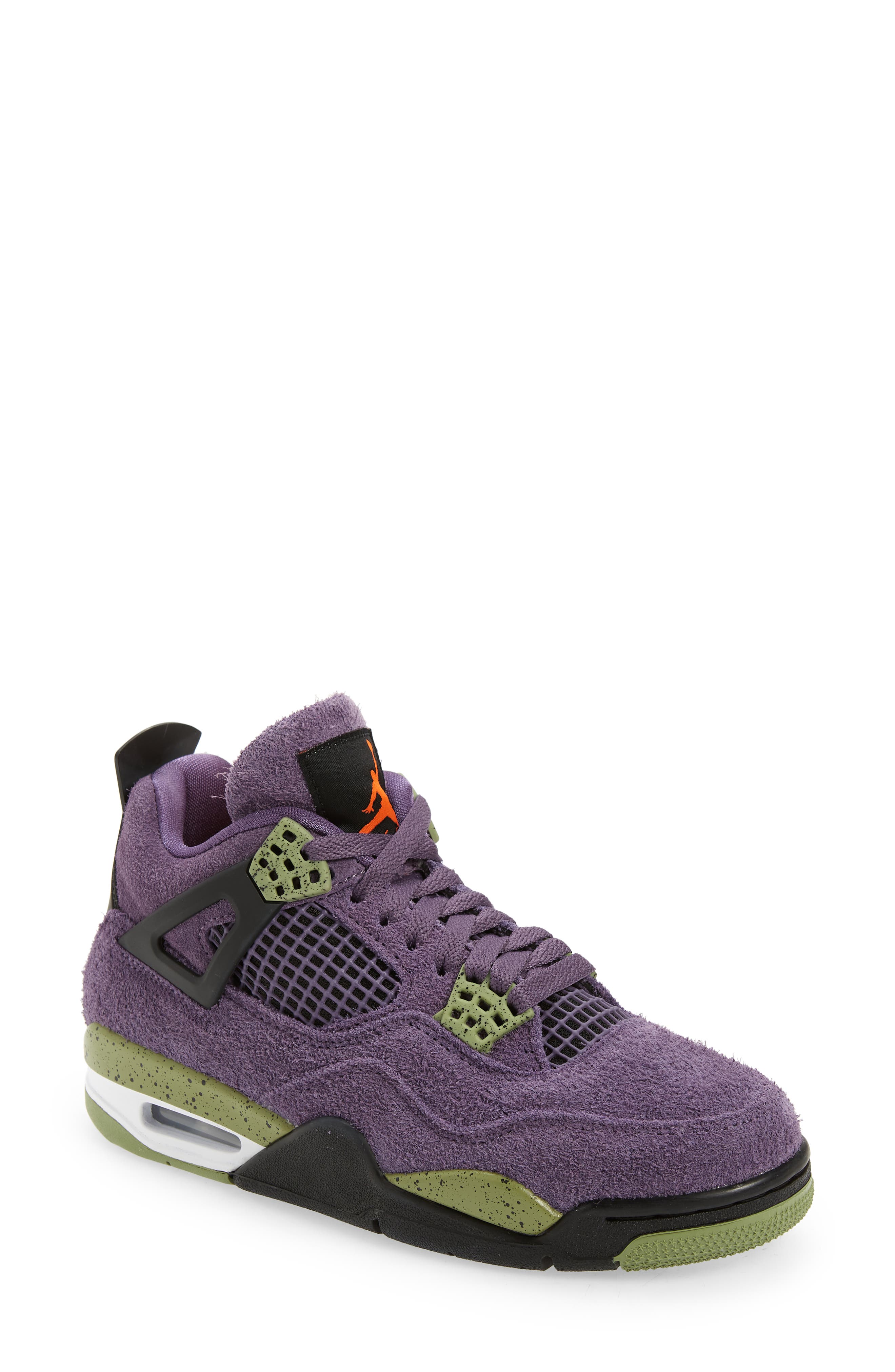 fashion sneaker jordan 4