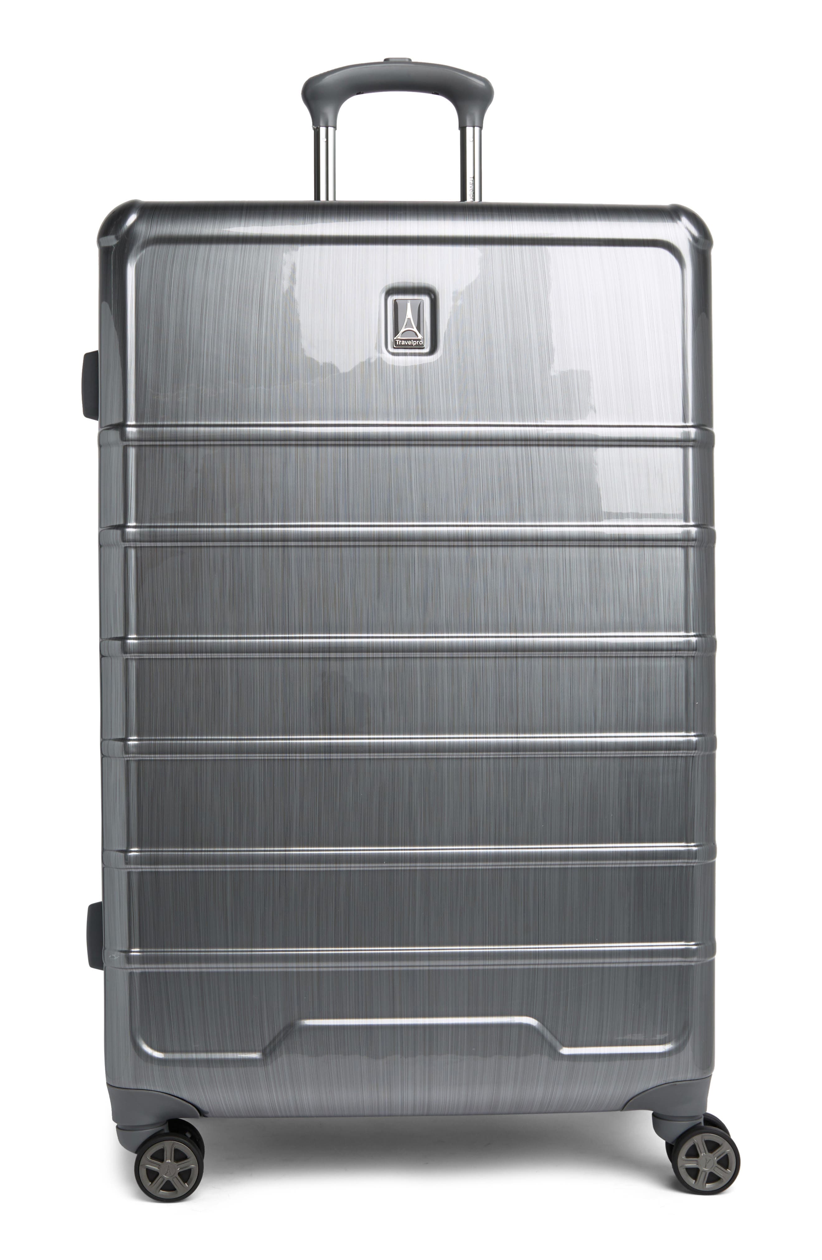 TRAVELPRO Rollmaster™ Lite 28" Expandable Large Checked Hardside