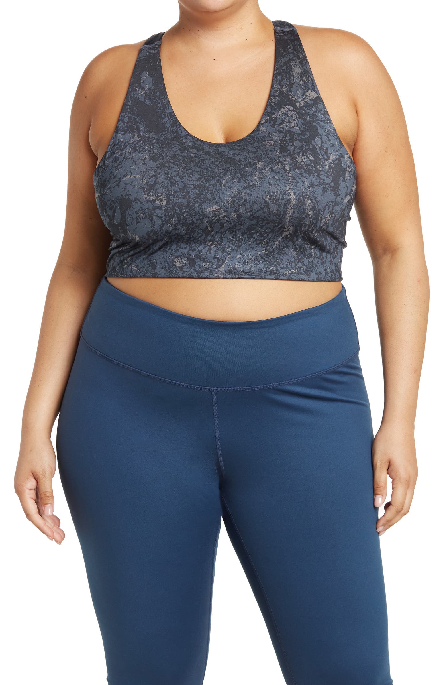 Plus Size Sports Bra for Women, Compression Wirefree Medium Support Bra  Crop Tank Top, Push Up Yoga Bra with Removable Cups (Color : C, Size :  3X-Large) : : Clothing, Shoes 
