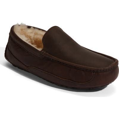 UGG Ascot Leather Slipper