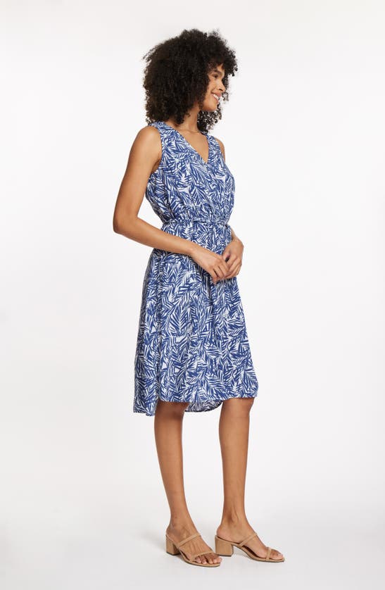 Shop Beachlunchlounge Patterned Sleeveless Dress In Navy Tropical
