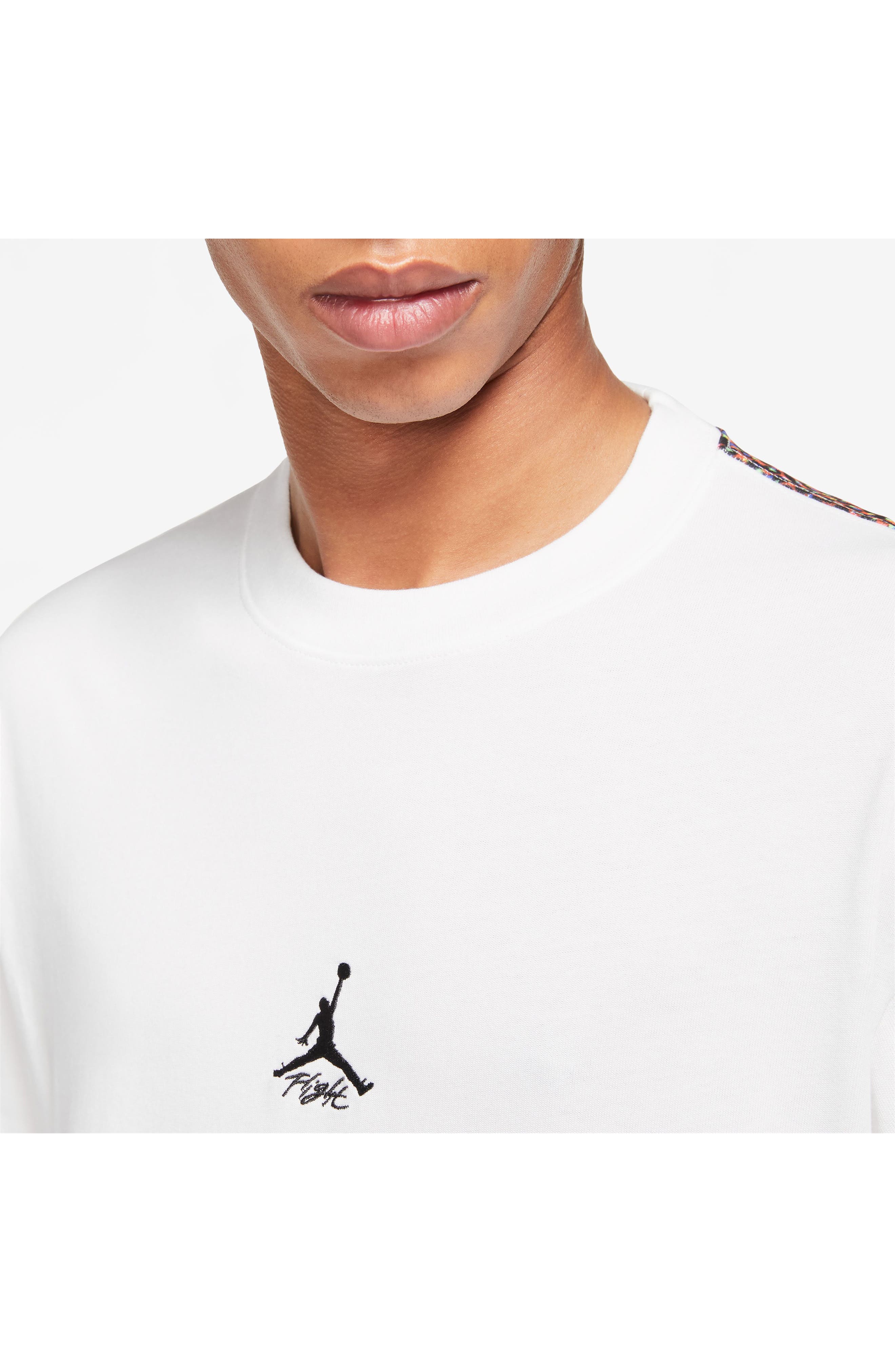 Jordan Flight Heritage '85 Graphic T-Shirt in White | Smart Closet