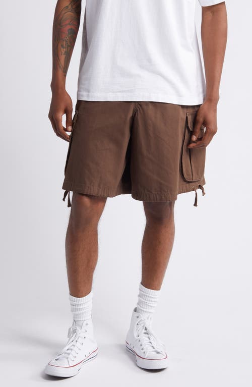 Elwood Baggy Cargo Shorts In Brown