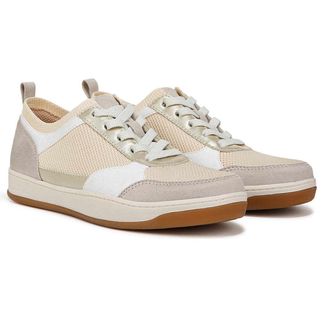 Bzees Dynamic Sneaker In Tan