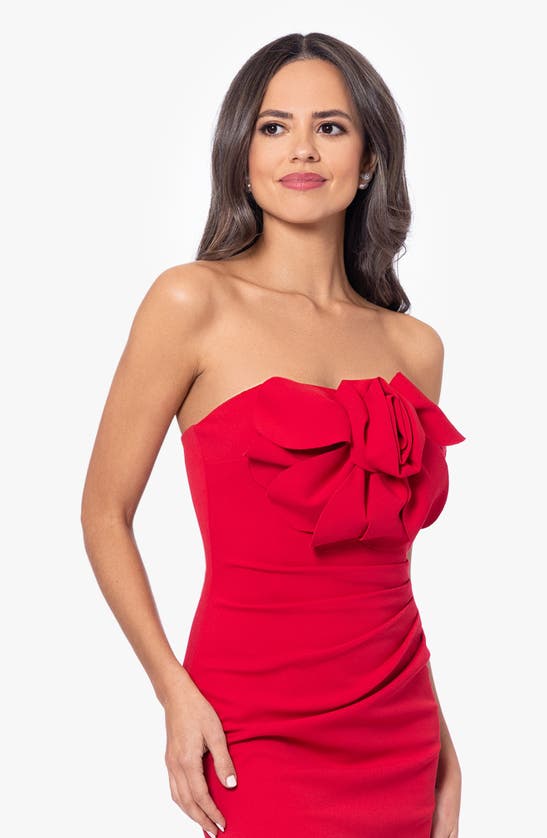 BETSY & ADAM BETSY & ADAM ROSETTE STRAPLESS COCKTAIL DRESS