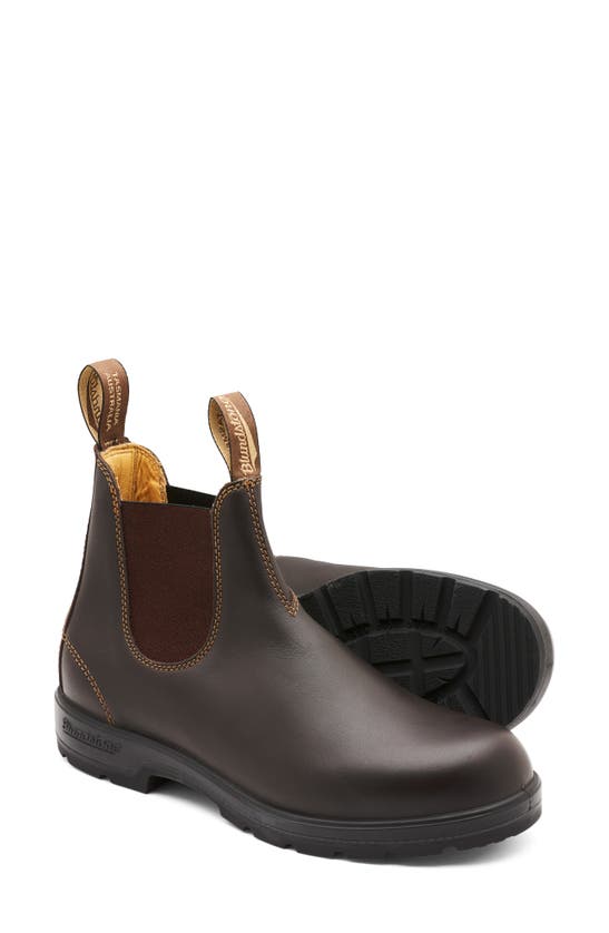 Blundstone Footwear Classic Chelsea Boot In Walnut Brown