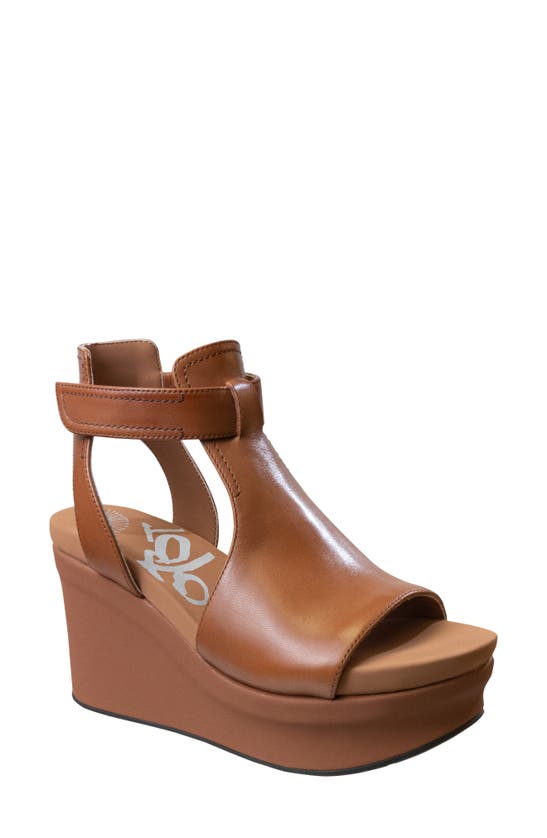 Otbt Mojo Wedge Sandals In Brown
