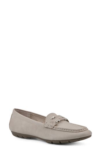 Cliffs By White Mountain Glaring Loafer In Light Taupe/grainy