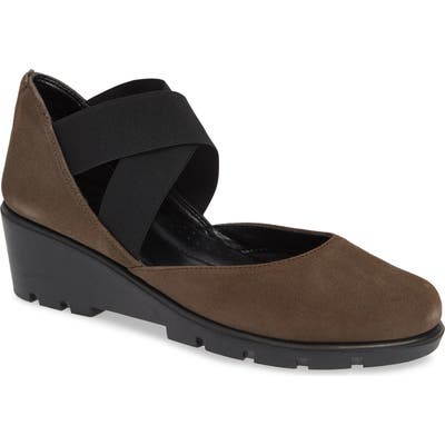 The Flexx Get Back Pump- Brown