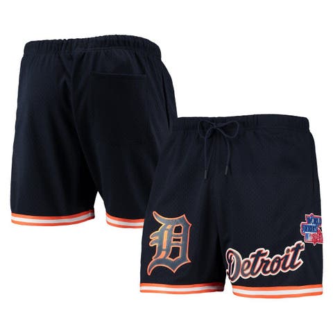 Pro Standard Mens Bulls Mini Logo Woven Shorts - Black/Black Size XL