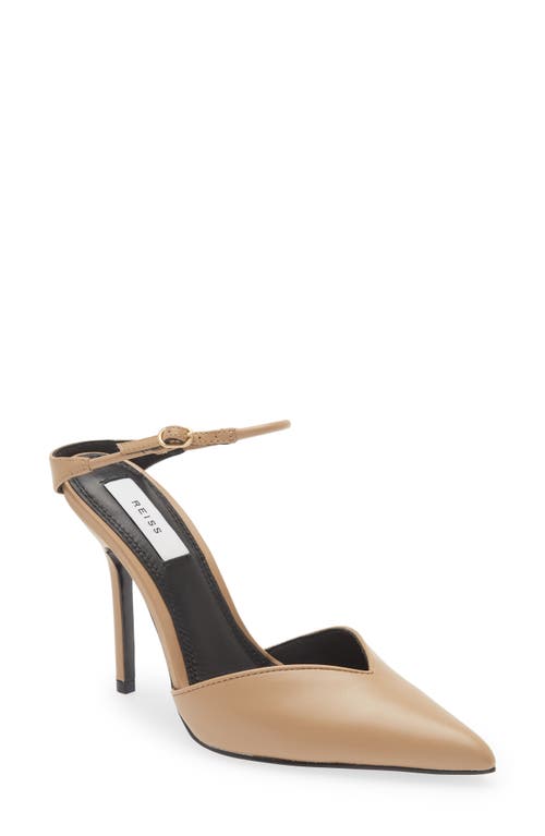 Banbury Pointy Toe Pump in Biscuit