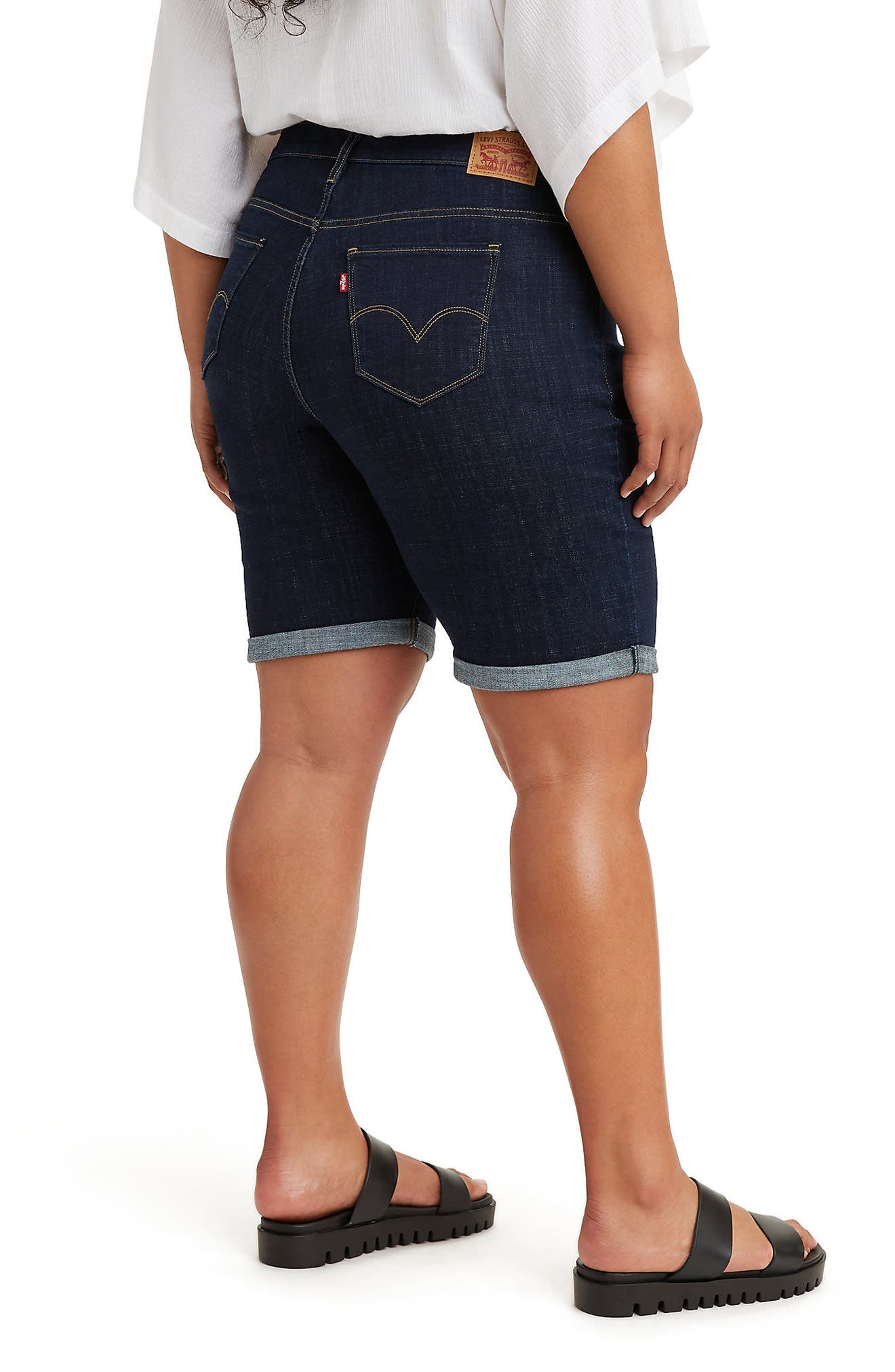 levi's shaping bermuda shorts