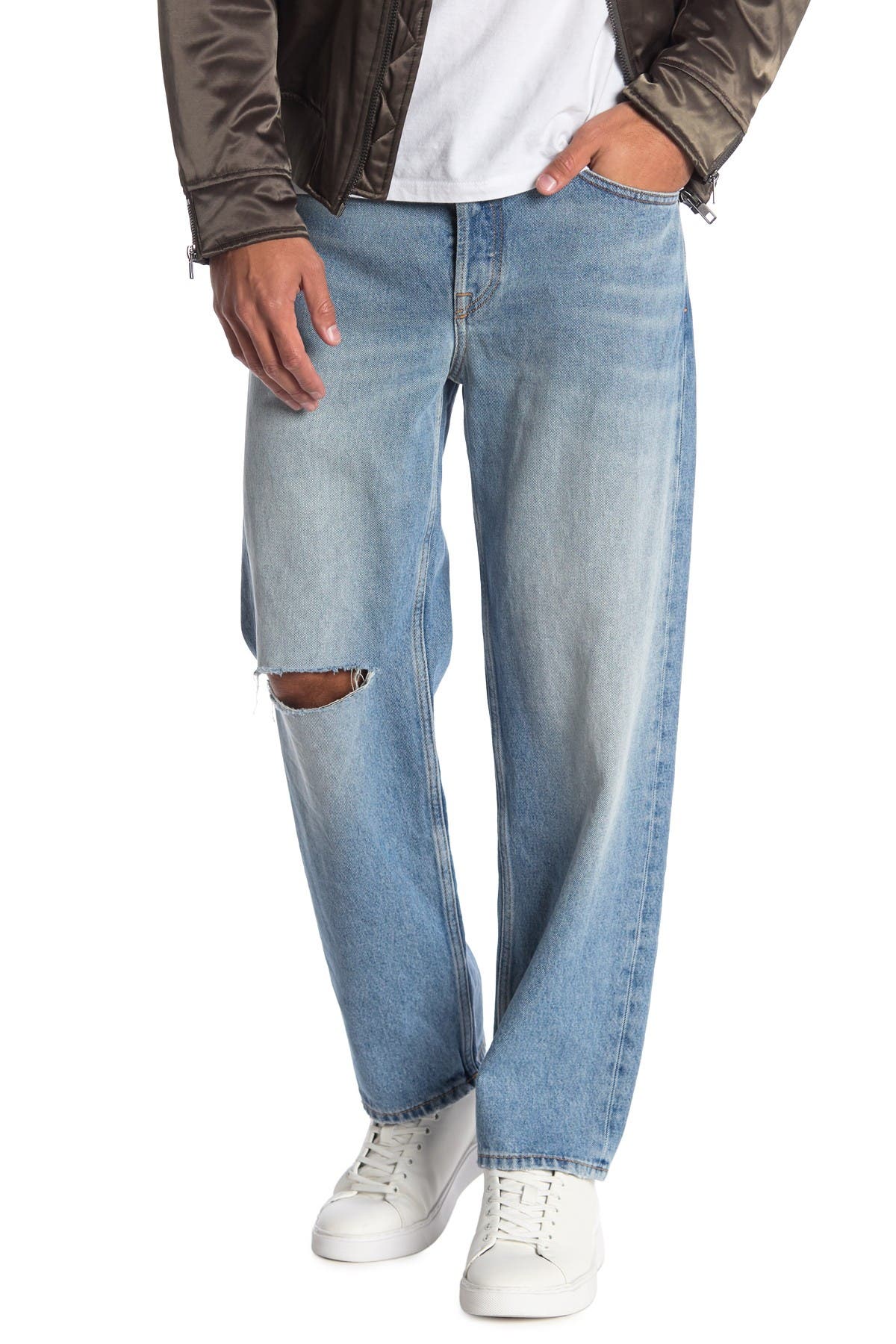 straight leg distressed jeans