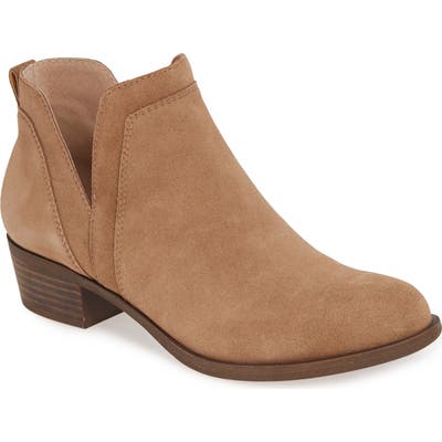 Lucky Brand Bebhina Waterproof Western Bootie, Beige