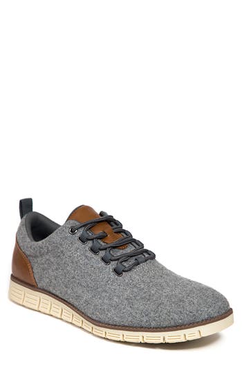 Shop Deer Stags Status Comfort Sneaker In Grey/luggage