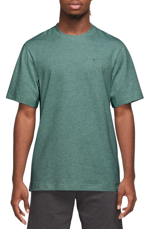 Nike Primary Training Dri-fit Short Sleeve T-shirt In Green