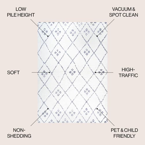 Jonathan Y Izil Moroccan Geometric Diamond Area Rug In Ivory/light Gray