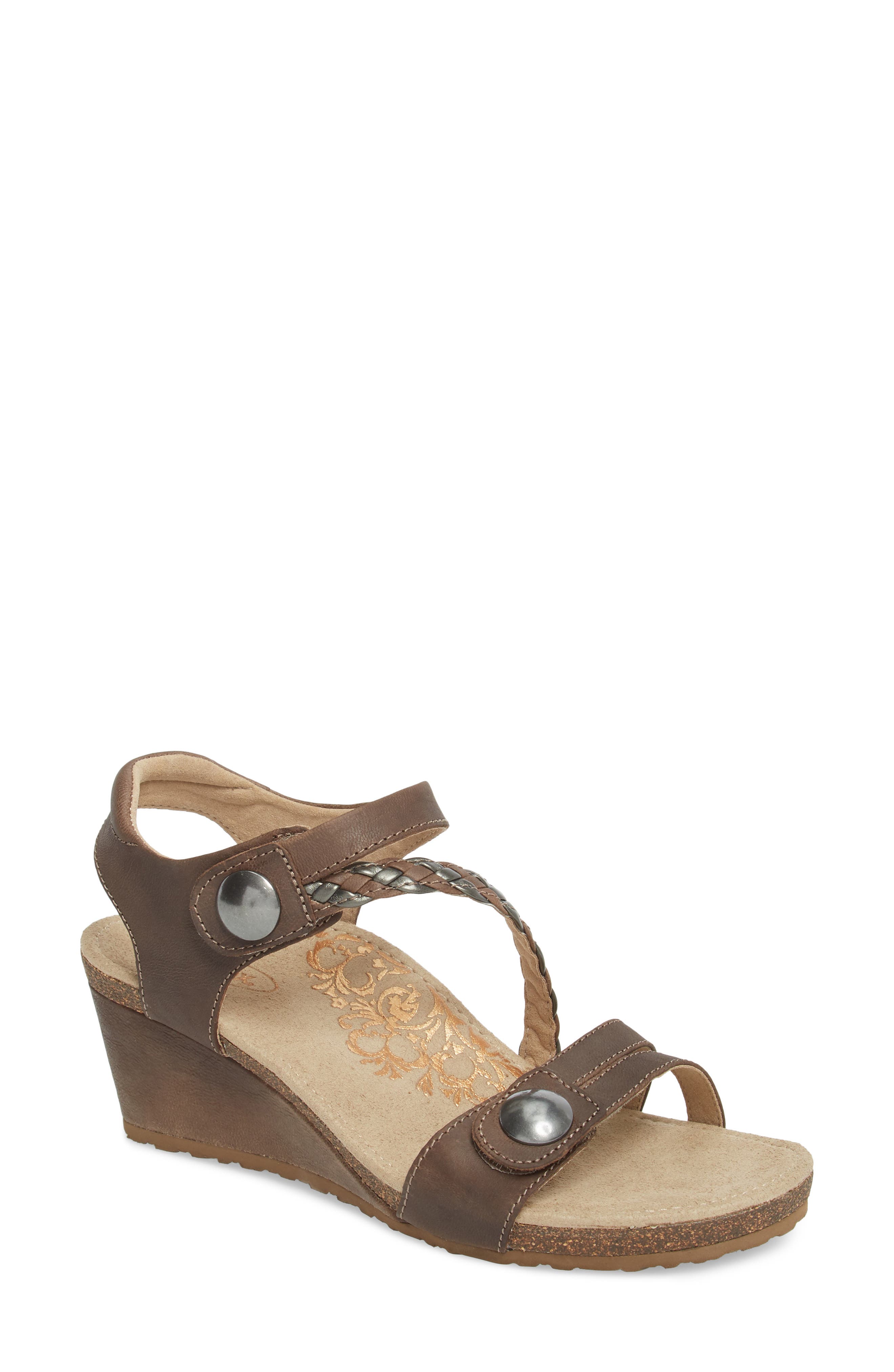 naya wedge sandal
