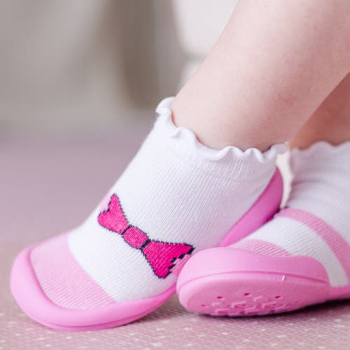 Shop Komuello Toddler Sock Shoes In Pink