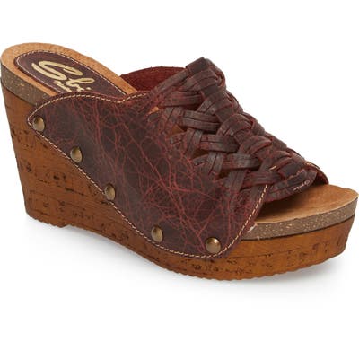 Sbicca Genesis Platform Wedge Sandal, Burgundy
