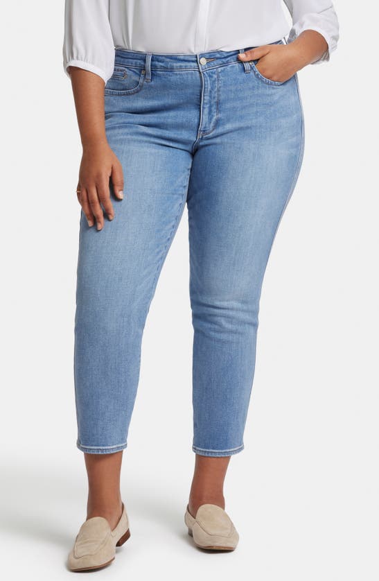 Nydj Plus Stella Crescent Shore Tapered Jean In Crescent Shore