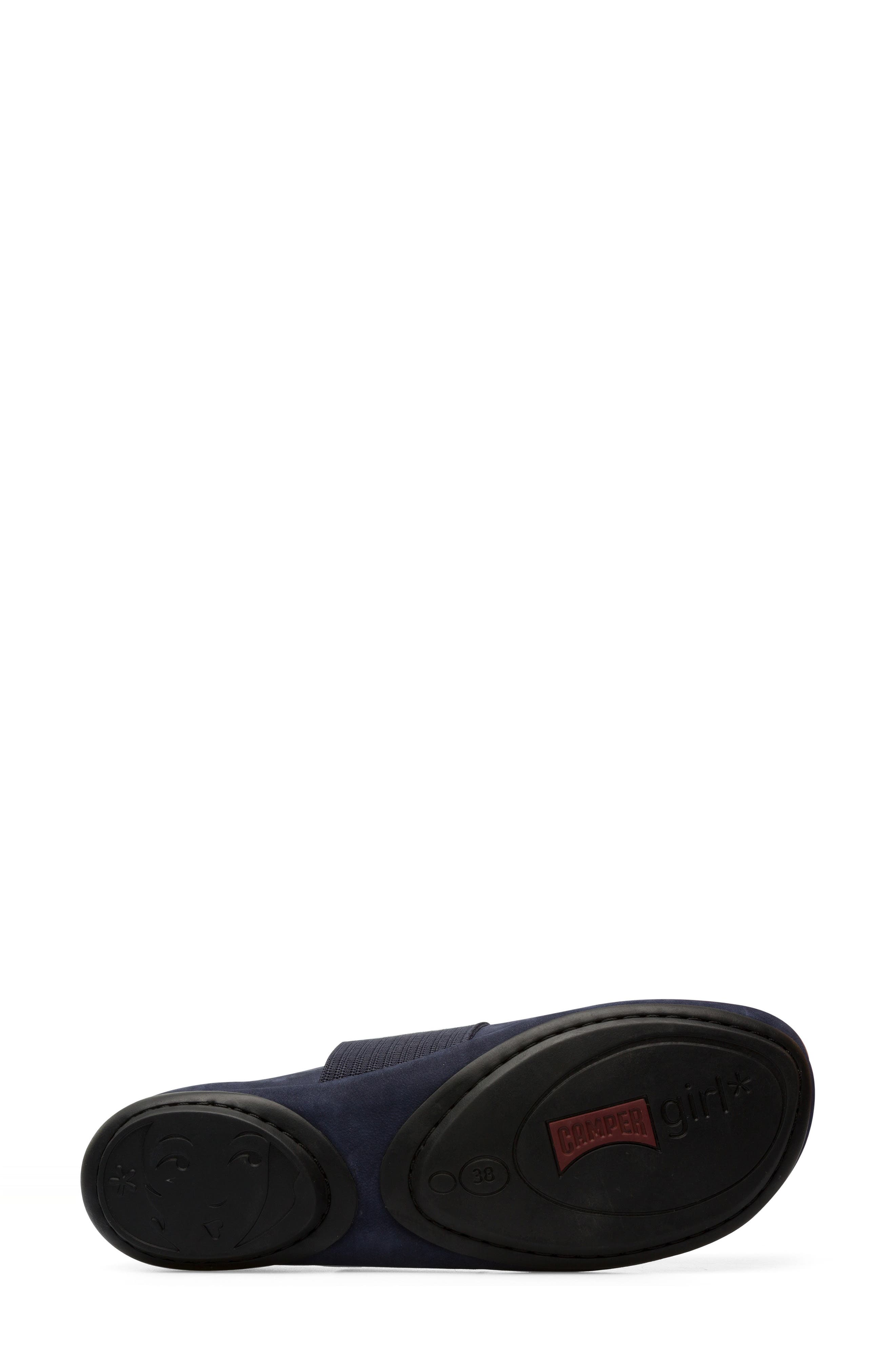 camper right nina lace