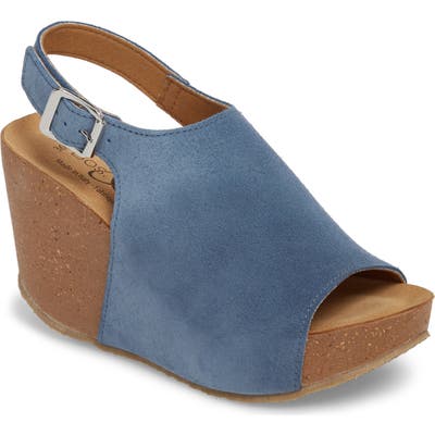 Bos. & Co. Sheila Platform Wedge Sandal - Blue