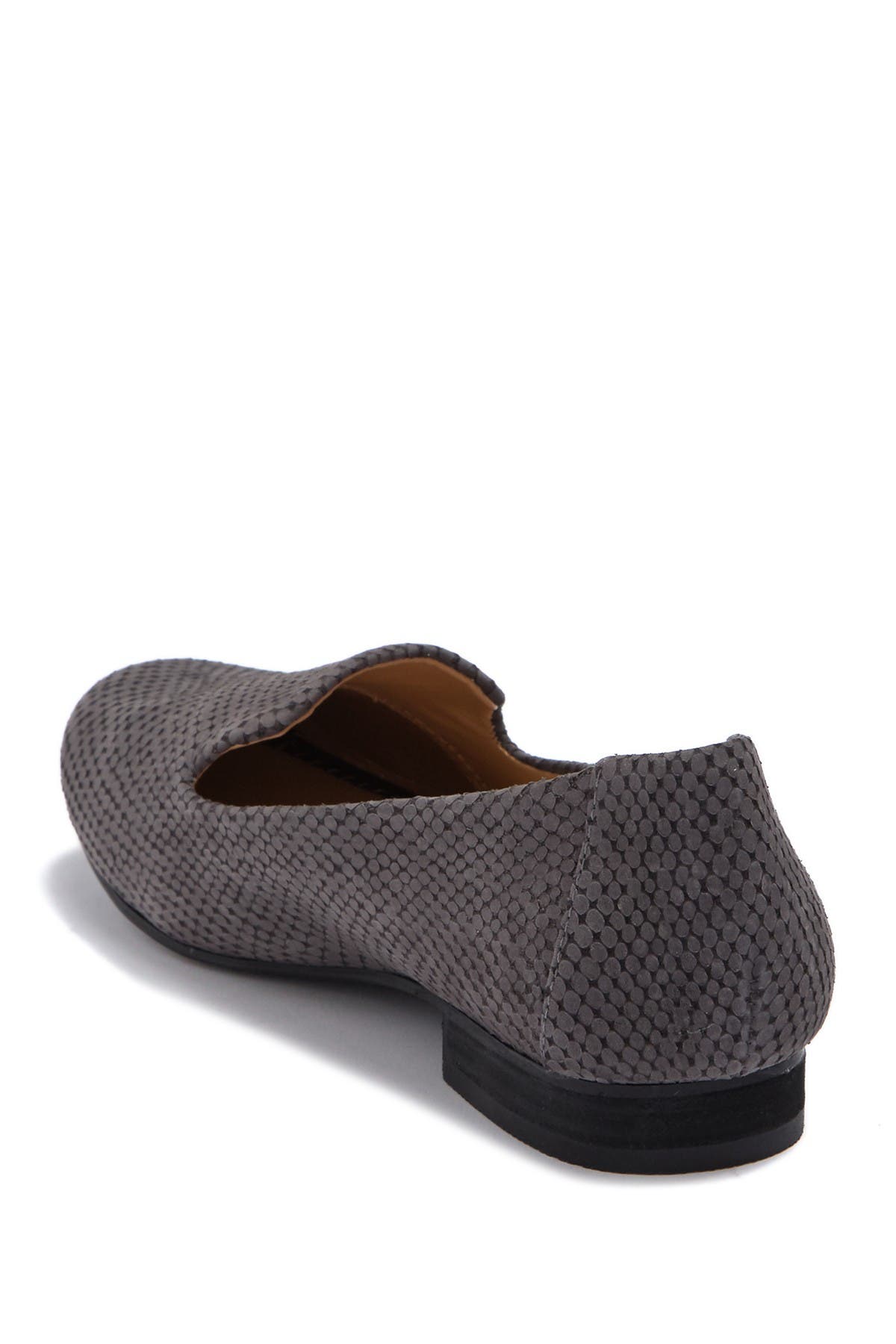 me too yalec nubuck loafer