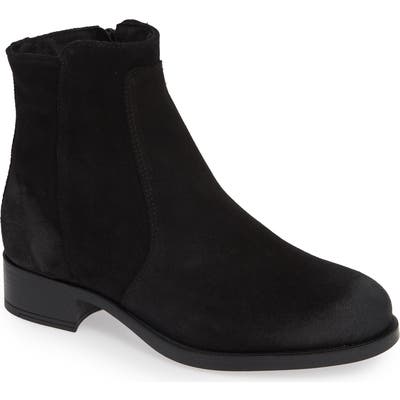 Bos. & Co. Bun Waterproof Bootie, Black