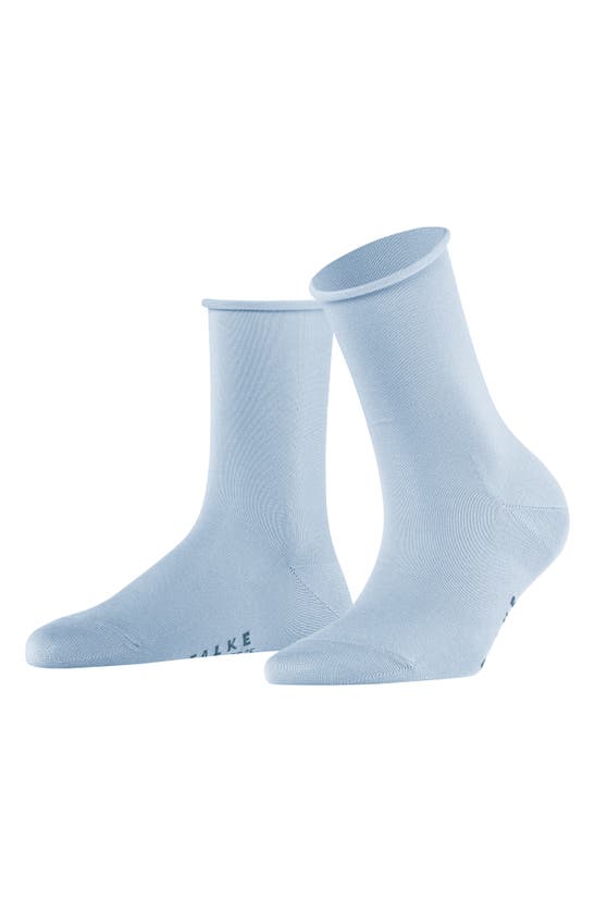 Shop Falke Active Breeze Crew Socks In Light Blue