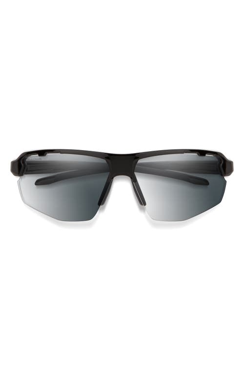 Smith Resolve Photochromic 70mm Chromapop™ Oversize Sport Sunglasses In Black/photochromic Clear