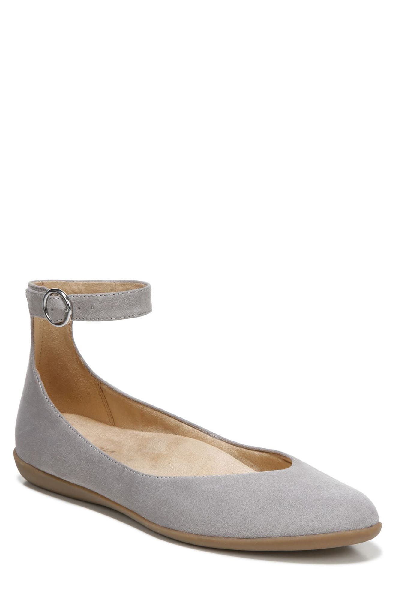 naturalizer gray flats