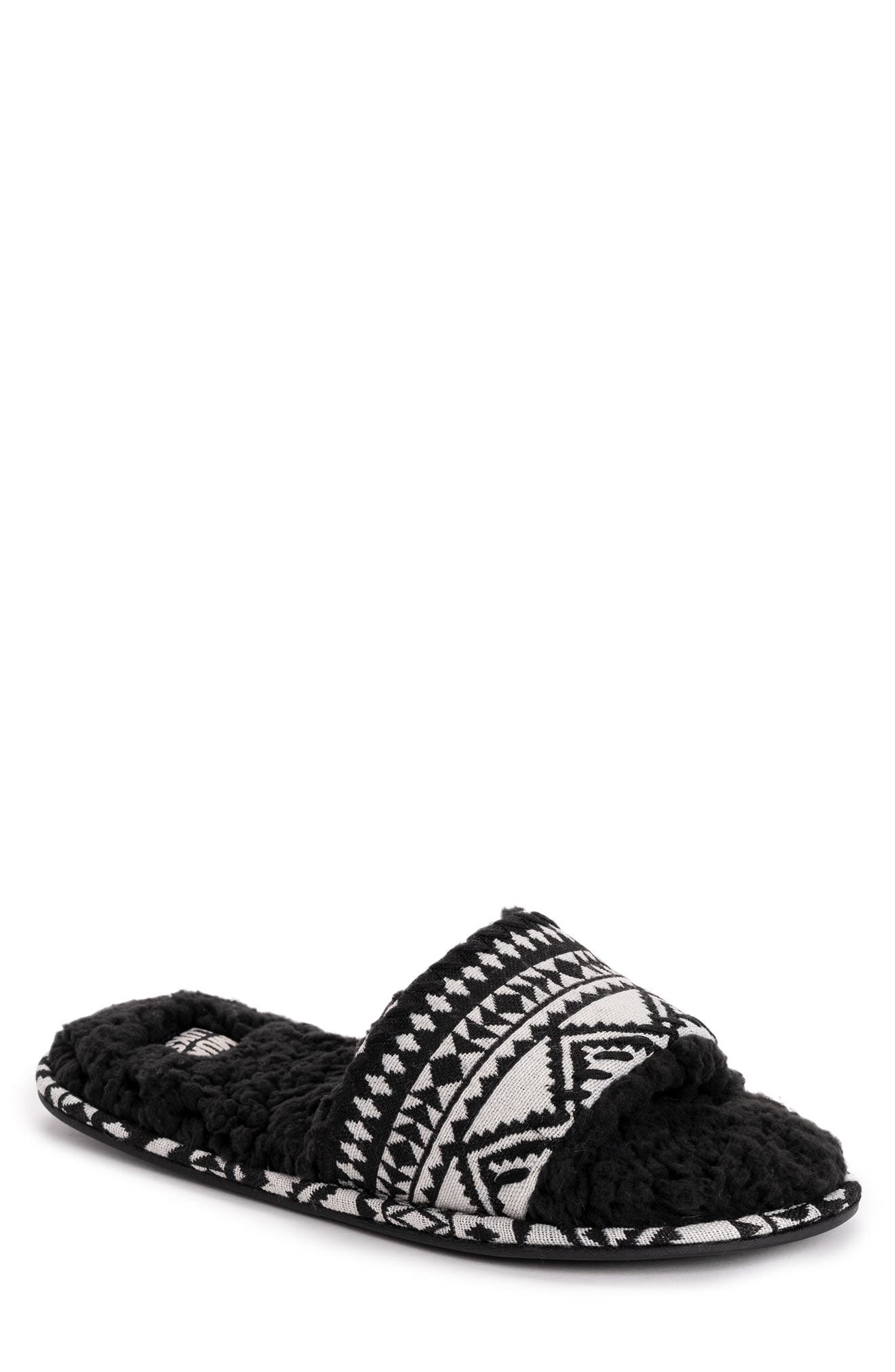 Women's Black Slippers | Nordstrom Rack