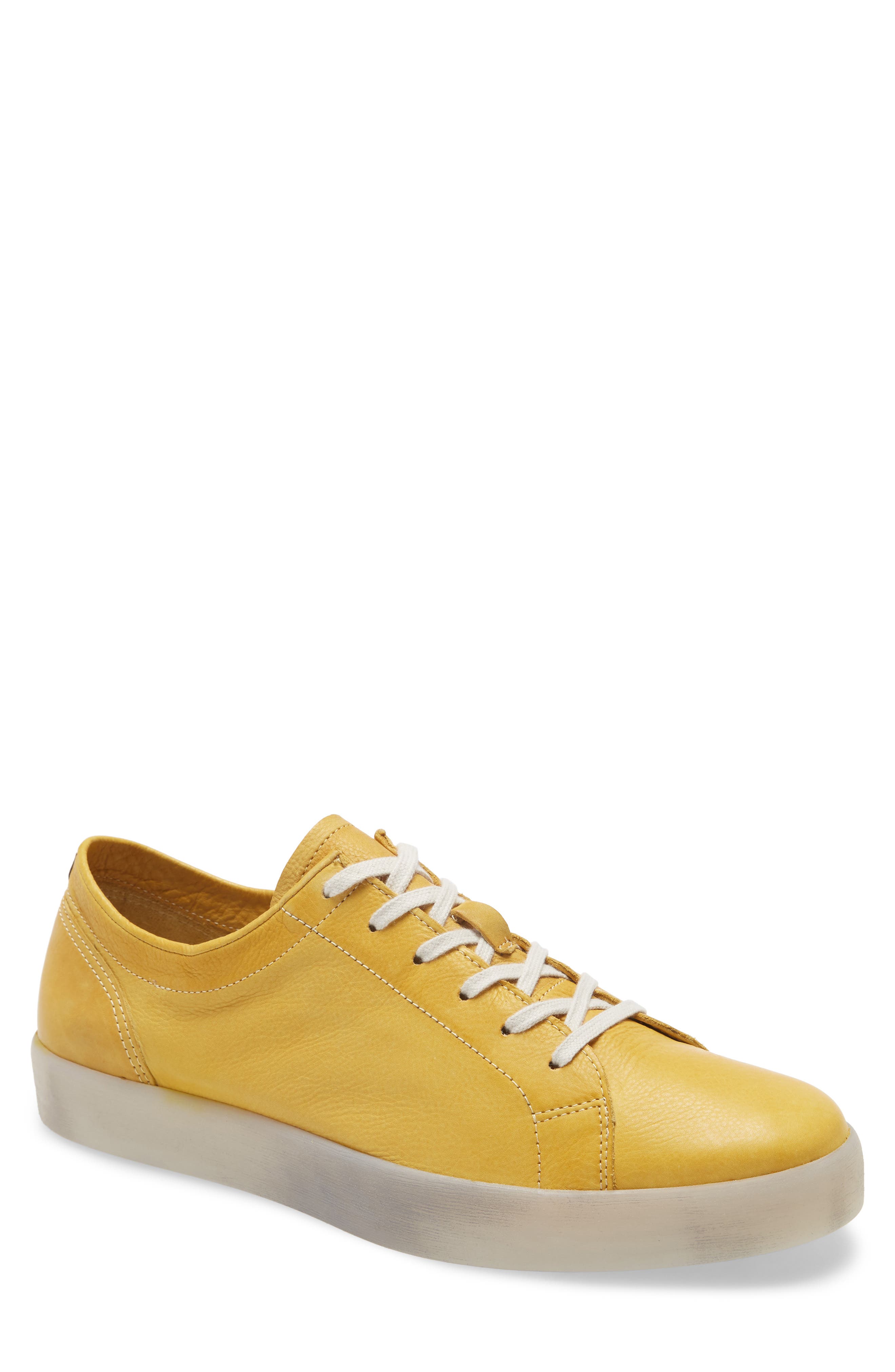 yellow men's tennis shoes