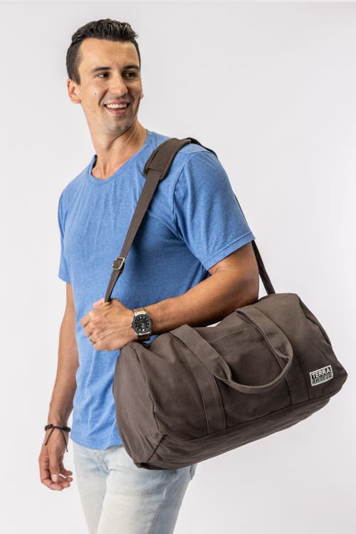 Shop Terra Thread Organic Cotton Gym Bag In Chestnut Brown