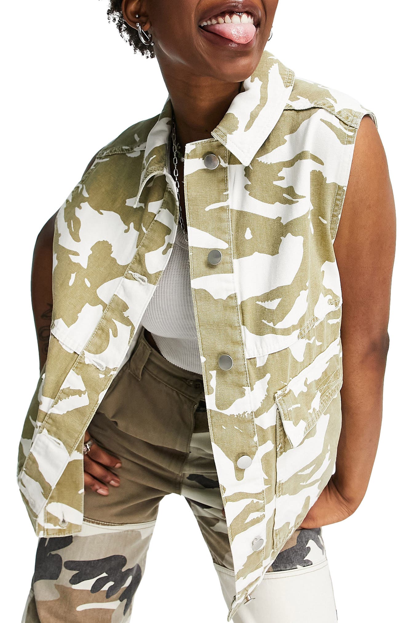 women's camouflage vests