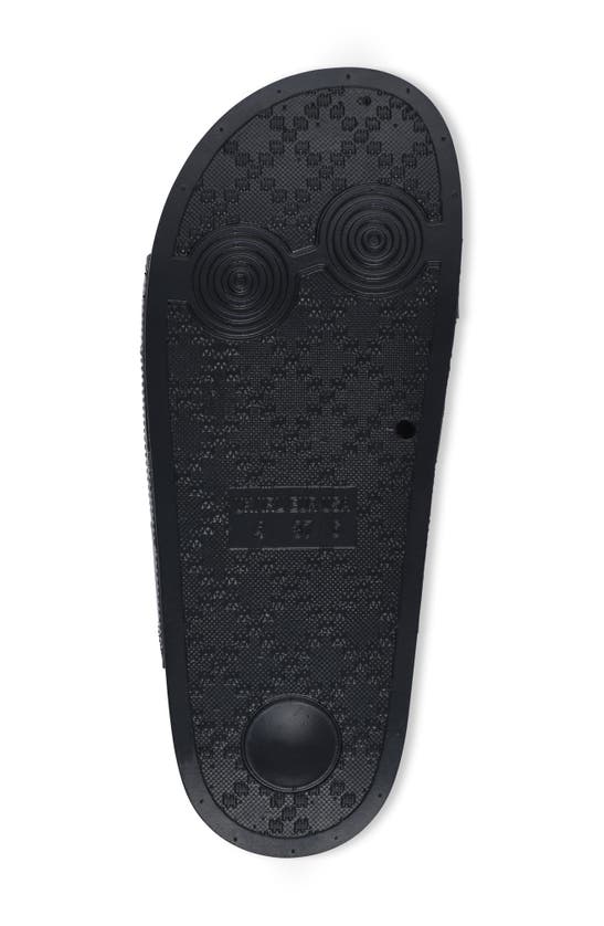 Gaahuu Crisscross Strap Slide Sandal In Black