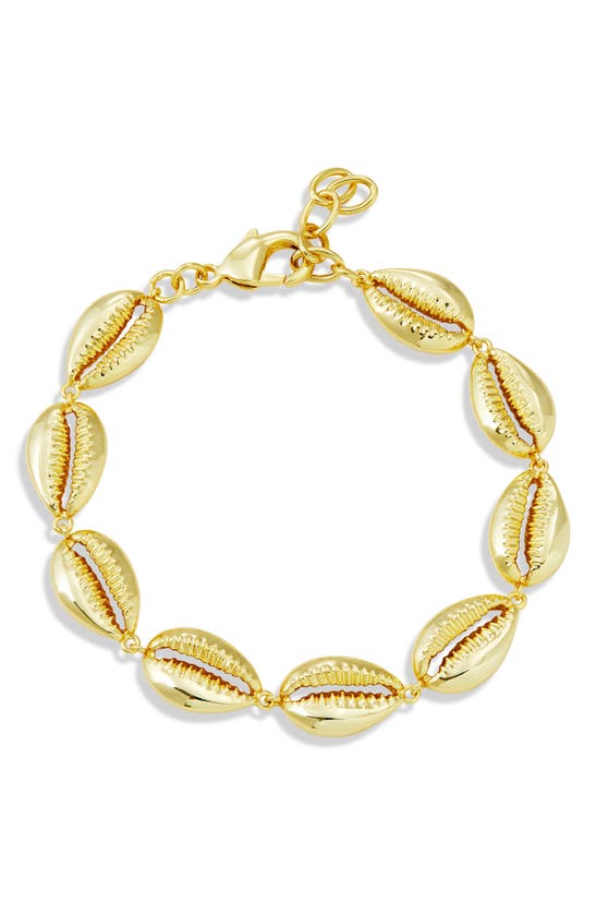 Savvy Cie Jewels 18k Gold Plate Cowrie Shell Bracelet In Yellow Gold