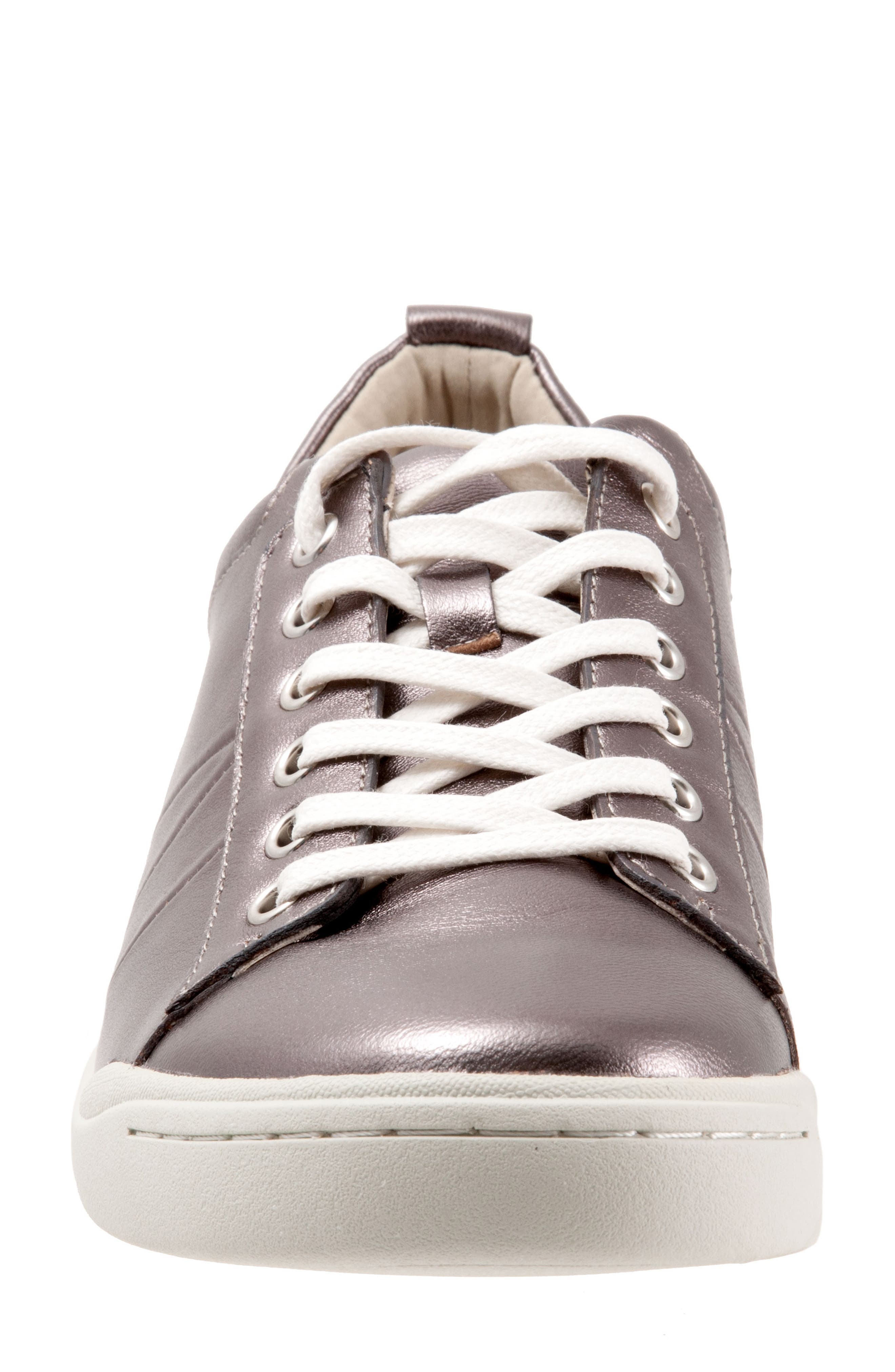 softwalk athens sneaker