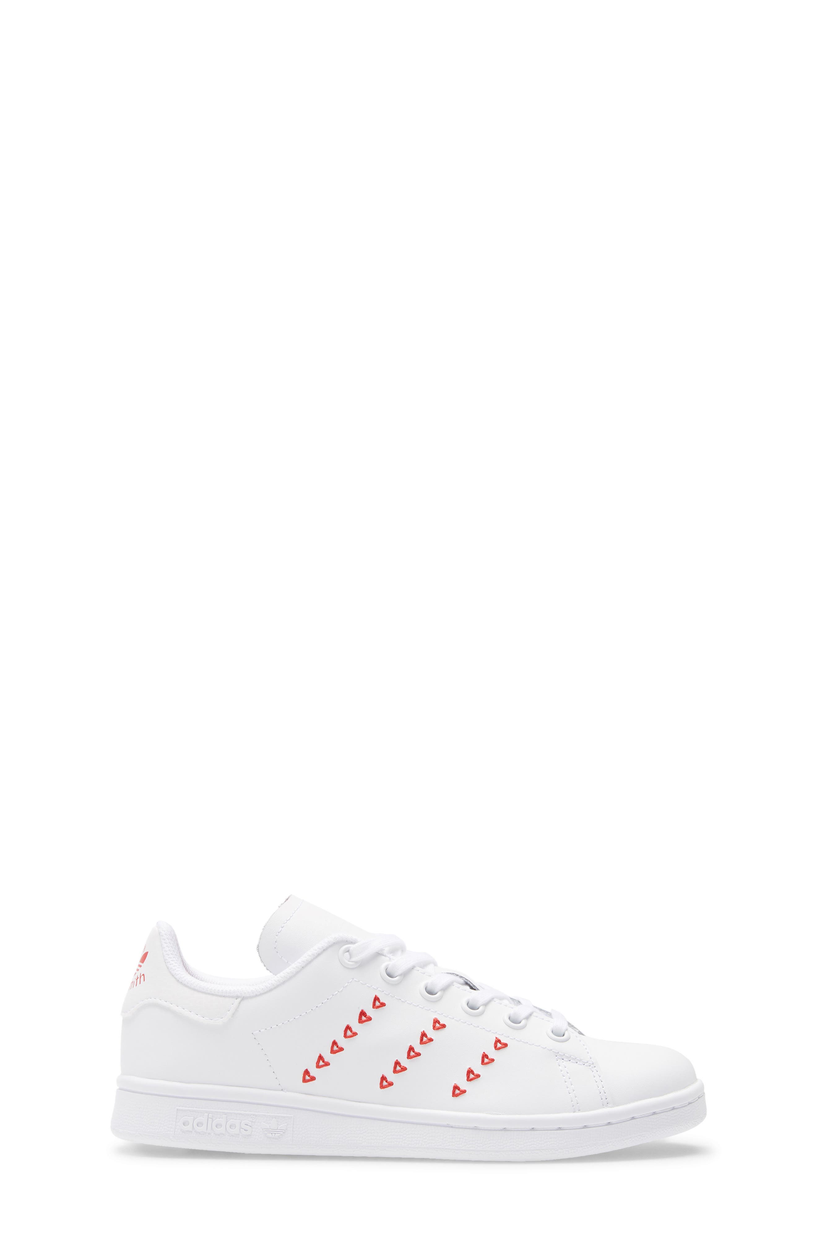 adidas stan smith heart sneakers