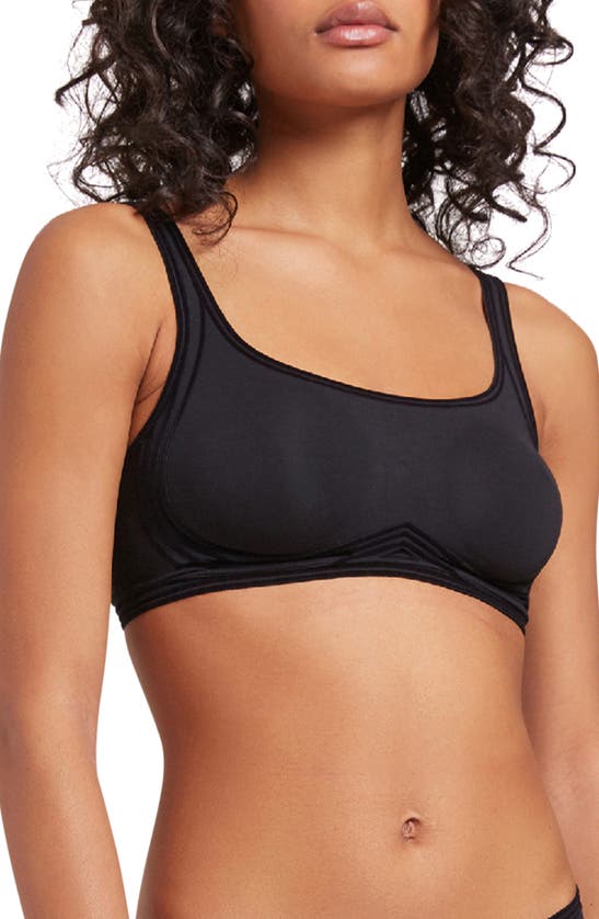 Shop Wolford Contour 3w Wireless Bra In Black