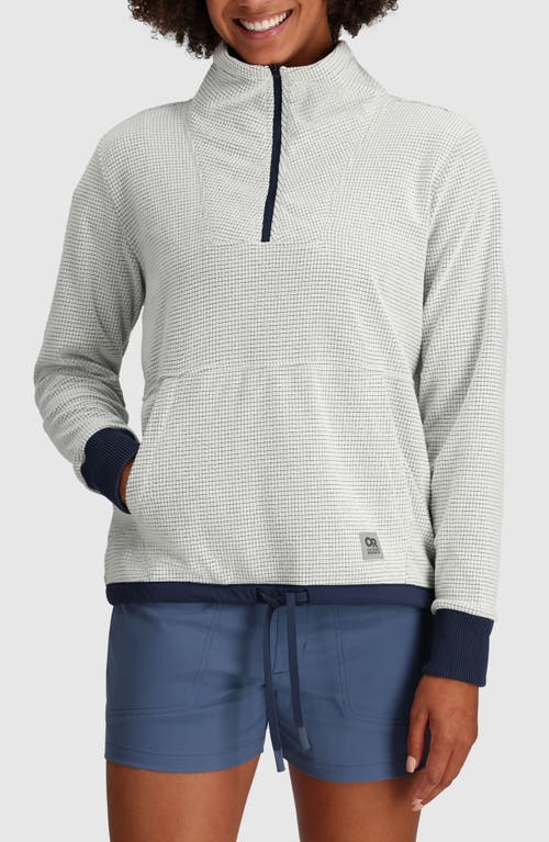 Trail Mix Quarter Zip Pullover in Snow/Naval Blue
