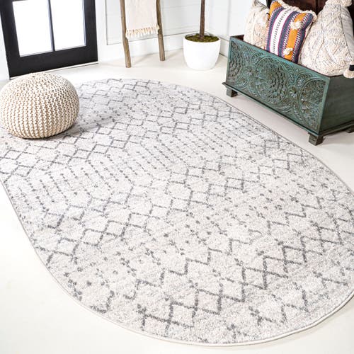 Jonathan Y Moroccan Hype Boho Vintage Diamond Oval Area Rug In Cream/gray