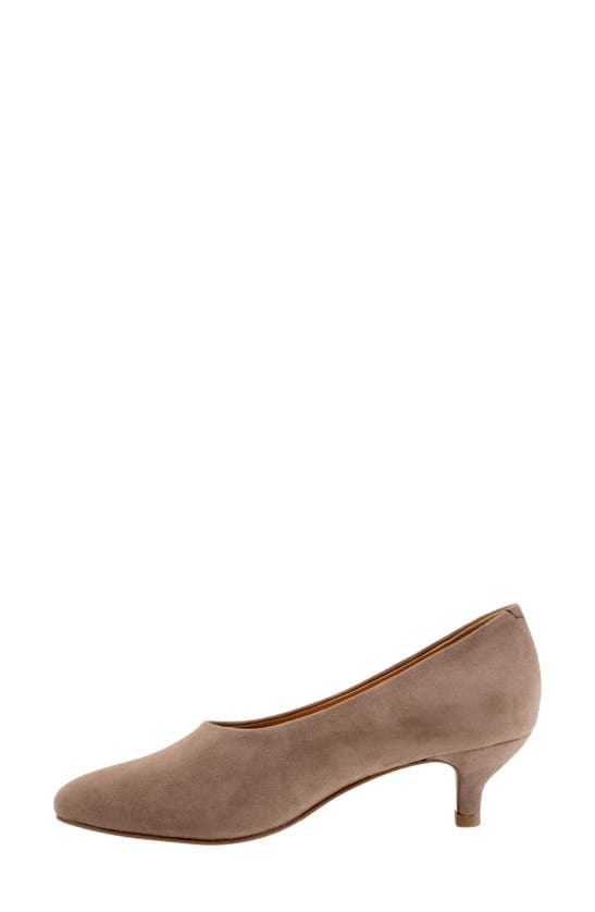Shop Trotters Kimber Pump In Taupe Suede
